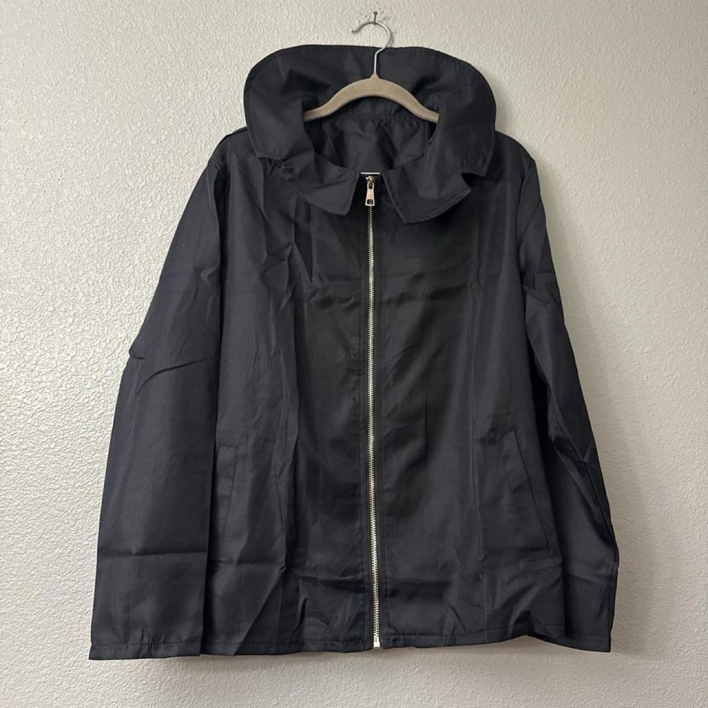 Women's Black High Collar Windbreaker Style Jacket with zipper and Pockets